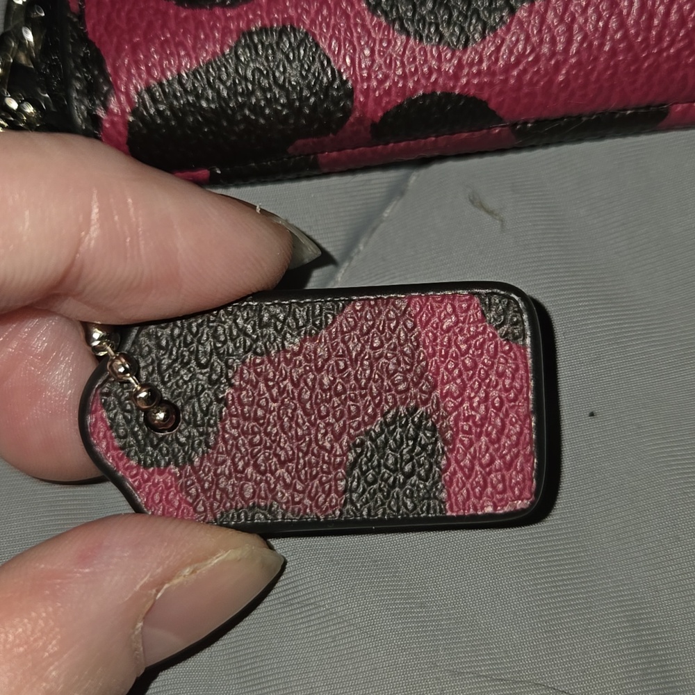 Coach Oselot Corner Zip Wristlet featuring an leopard print red and black. RARE - Picture 3 of 6